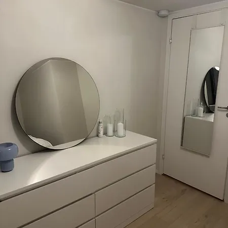 Stor Og Moderne Ved Rastolen Bybanestopp Appartement