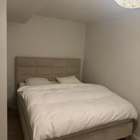 Appartement Stor Og Moderne Ved Rastolen Bybanestopp Bergen